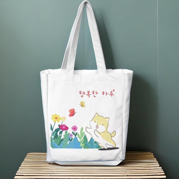 Cute Women Tote Bag for Travel and Daily Casual Use - Picture 1 of 2